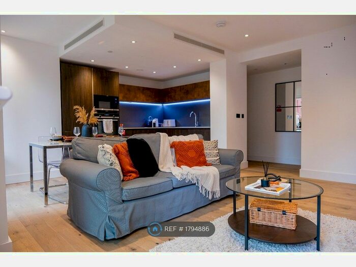 2 Bedroom Flat To Rent In Exchange Gardens, London, SW8