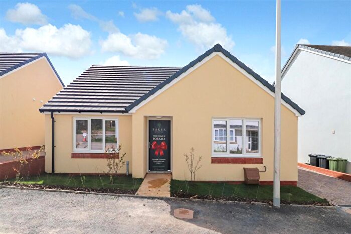 2 Bedroom Bungalow For Sale In Roe Close, South Molton, Devon, EX36