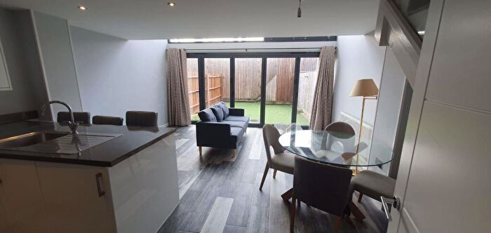 5 Bedroom Terraced House To Rent In Winton Lane, Bristol, BS4