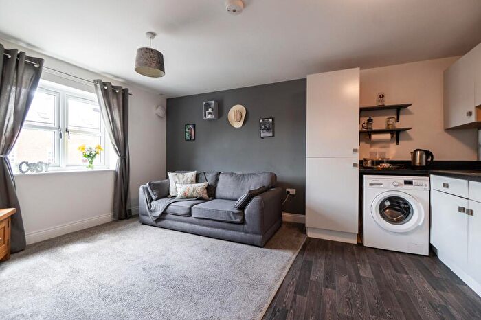 1 Bedroom Flat For Sale In Cheney Court, Husbands Bosworth, LE17