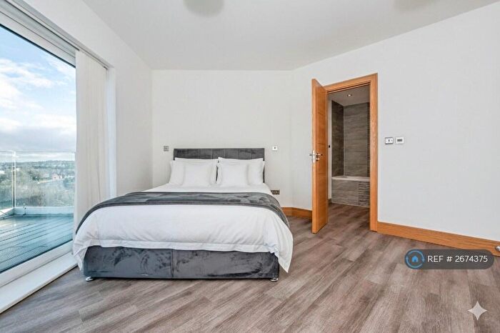 5 Bedroom Penthouse To Rent In High Street, Kent, DA11