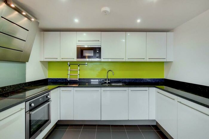 2 Bedroom Flat To Rent In Argyll Road, Woolwich, London, SE18