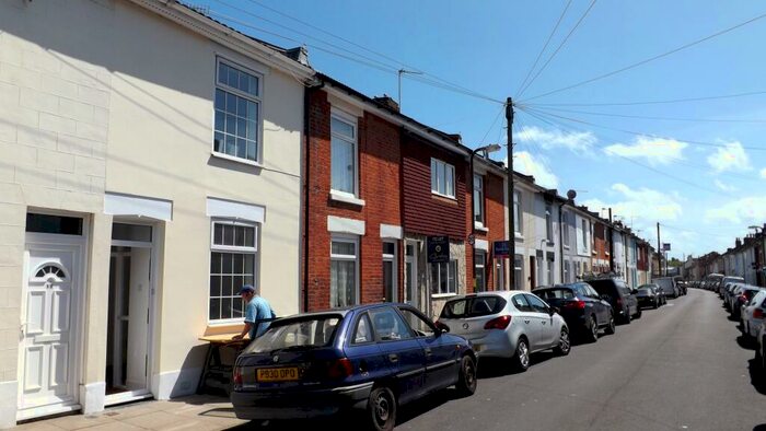 2 Bedroom House To Rent In Boulton Road, Southsea, PO5