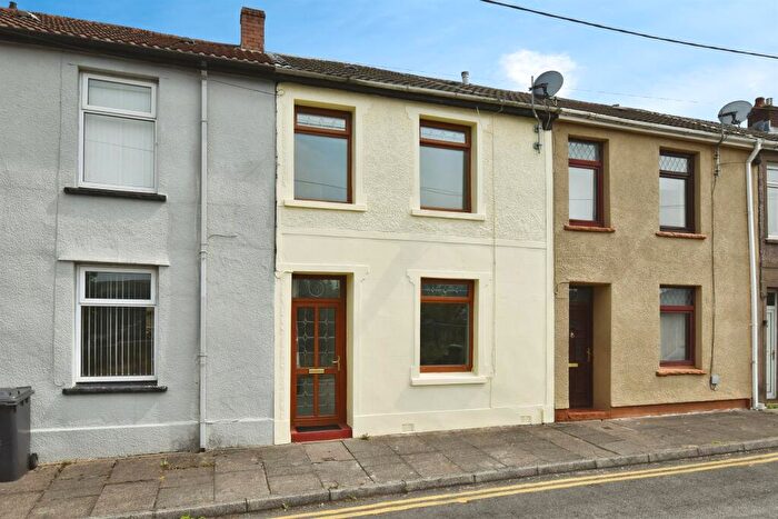 2 Bedroom Terraced House For Sale In Pond Place, Aberdare, CF44