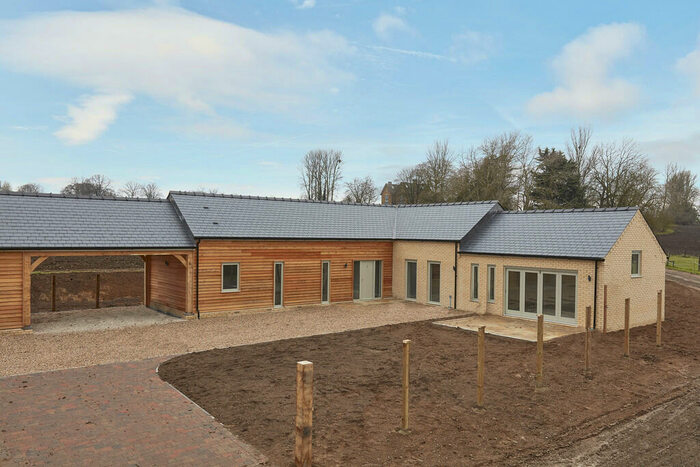 3 Bedroom Detached Bungalow To Rent In Haddenham, Cambridgeshire, CB6