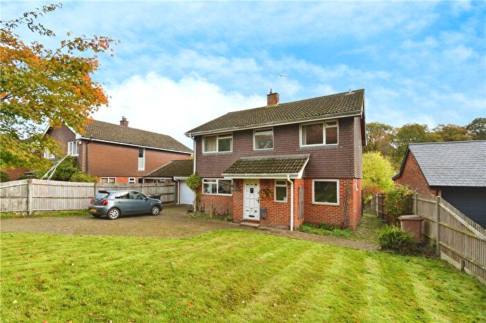 4 Bedroom Detached House For Sale In Newtown Road, Awbridge, Romsey, Hampshire, SO51