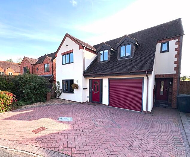 4 Bedroom Detached House For Sale In The Close, Cleeve Prior, WR11