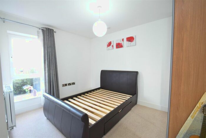 2 Bedroom Flat To Rent In Bluebell Court, Harrow, HA2