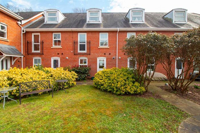 3 Bedroom Terraced House For Sale In Newmans Close, Wimborne, BH21