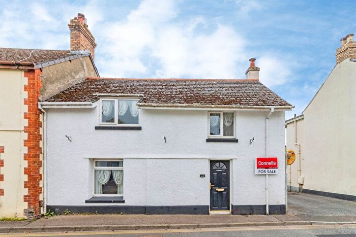 3 Bedroom End Terrace House For Sale In Fore Street, Kingsteignton, Newton Abbot, TQ12