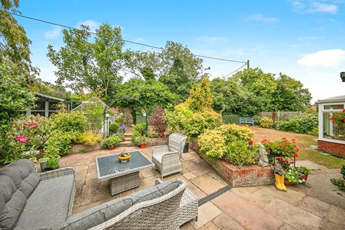 3 Bedroom Semi-Detached House For Sale In Cottesford Close, Ipswich, Suffolk, IP7