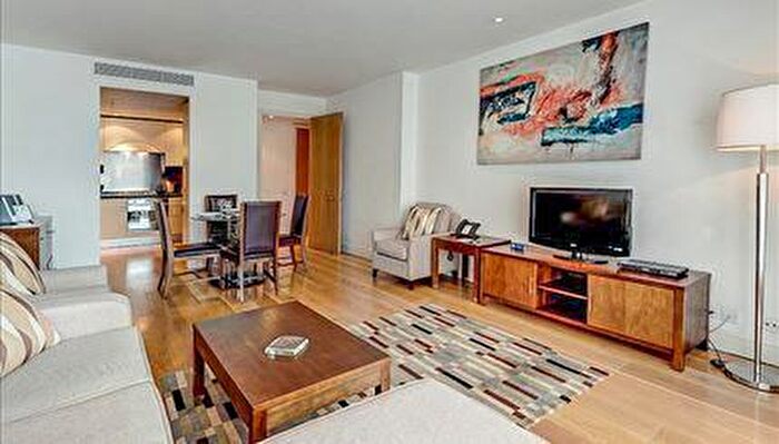 1 Bedroom Apartment To Rent In Circus Apartments, Canary Wharf, London, E14