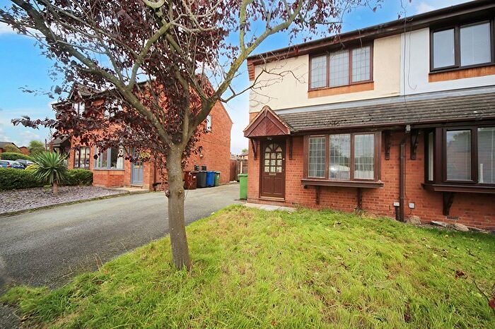3 Bedroom Semi-Detached House For Sale In Adams Drive, Wigan, WN3