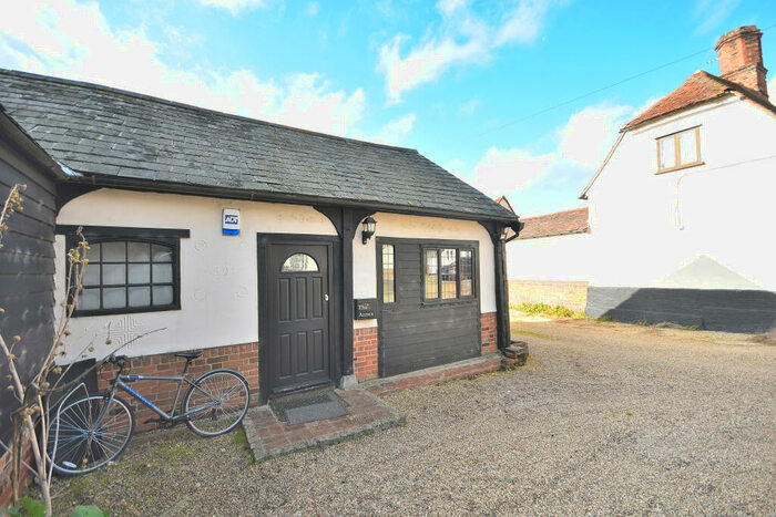 2 Bedroom Cottage To Rent In Bambers Green, Takeley, CM22
