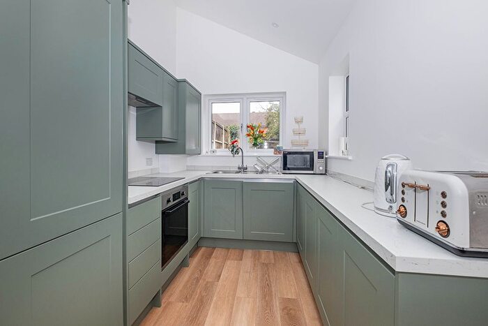 3 Bedroom Terraced House To Rent In Cleveland Road, New Malden, KT3