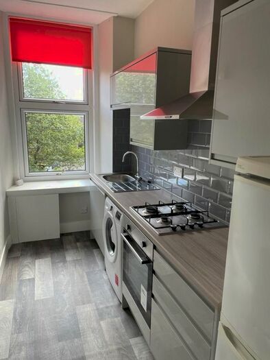 2 Bedroom Flat To Rent In Blackness Road, Dundee, DD1