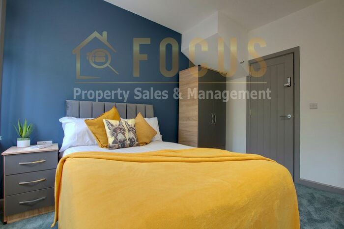 6 Bedroom Terraced House To Rent In Stretton Road, Leicester, LE3