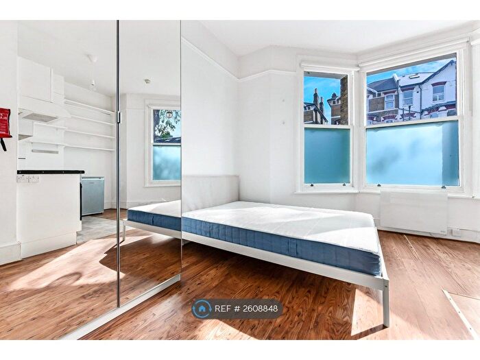Studio To Rent In Montrell Road, London, SW2