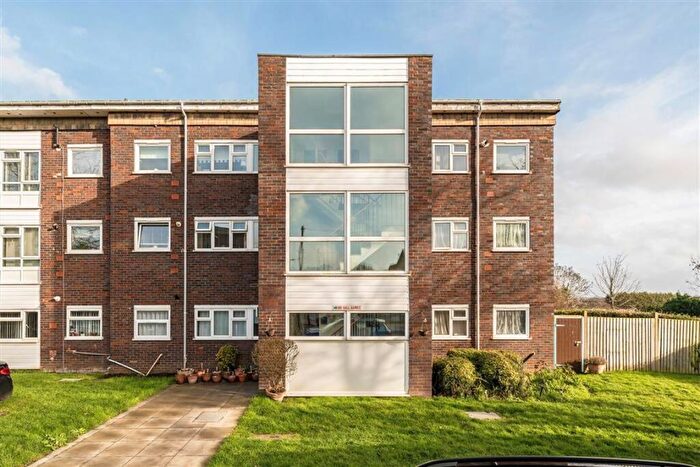 2 Bedroom Flat For Sale In Inca Drive, Eltham, SE9