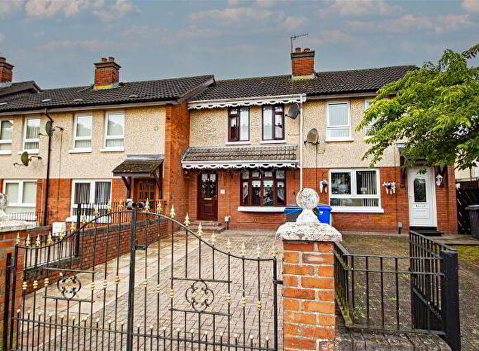 2 Bedroom TownHouse For Sale In Gweedore Crescent, Belfast, BT11