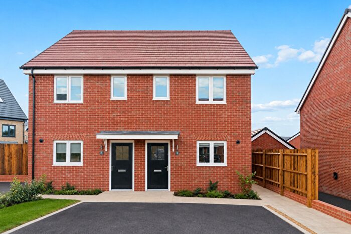 2 Bedroom Semi-Detached House To Rent In Scudder Close, Stevenage, SG1