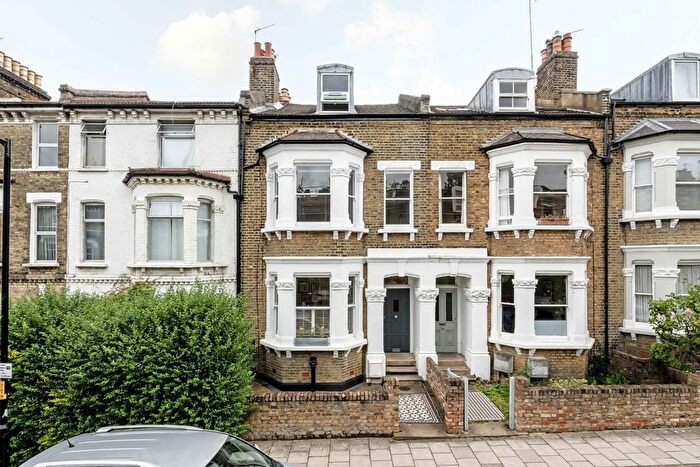 2 Bedroom Flat For Sale In Shenley Road, Camberwell, SE5