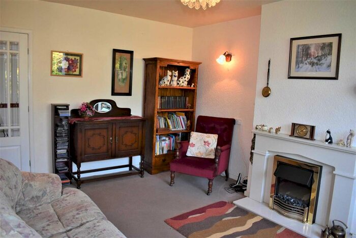 2 Bedroom Semi-Detached Bungalow For Sale In Lea Gate Close, Harwood, BL2