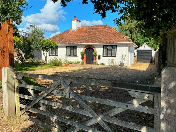 2 Bedroom Bungalow To Rent In Hatchet Lane, Beaulieu, Brockenhurst, SO42