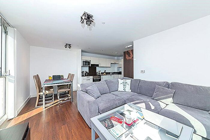 2 Bedroom Flat For Sale In Elmira Street, London, SE13
