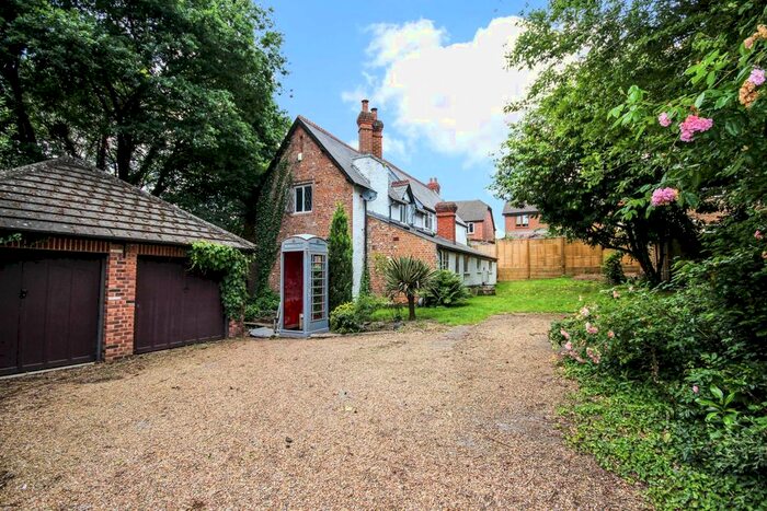 4 Bedroom Detached House To Rent In Julius Hill, Warfield, RG42