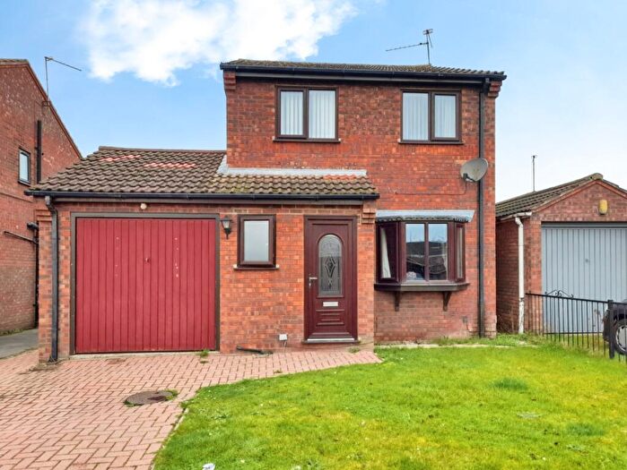 3 Bedroom Detached House For Sale In The Pines, Gainsborough, DN21