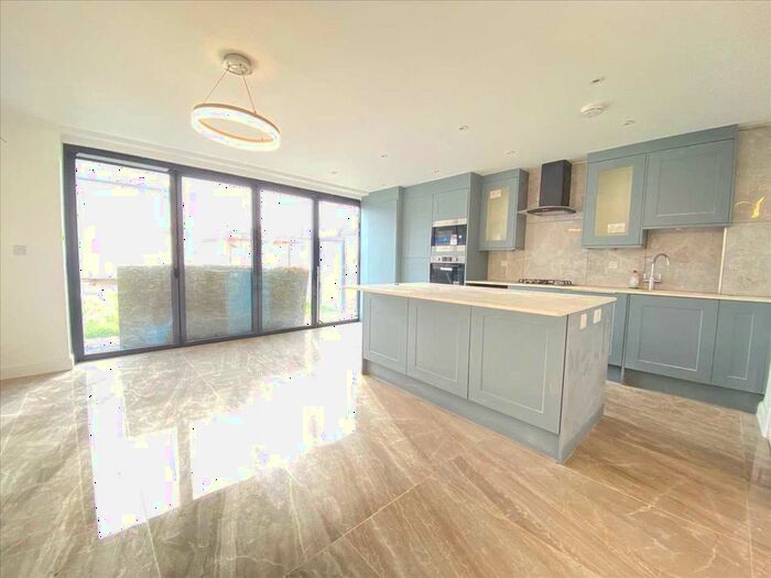 4 Bedroom Terraced House To Rent In Ruislip Road East, London, W13