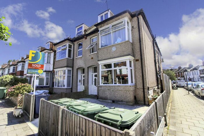 1 Bedroom Flat To Rent In Welldon Crescent, Harrow, Greater London, HA1