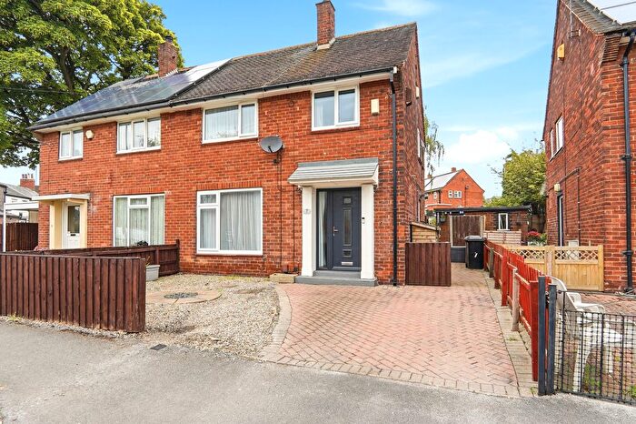 3 Bedroom Semi Detached House For Sale In Stocks Approach, Seacroft, Leeds, LS14