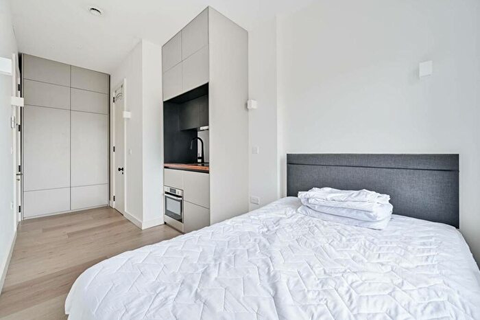 Studio To Rent In Woolwich Road, Woolwich, SE7