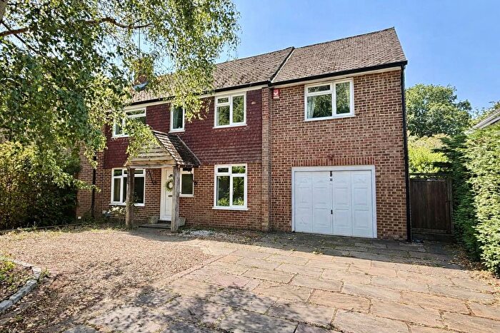 4 Bedroom Property For Sale In Cumberland Road, Camberley, GU15