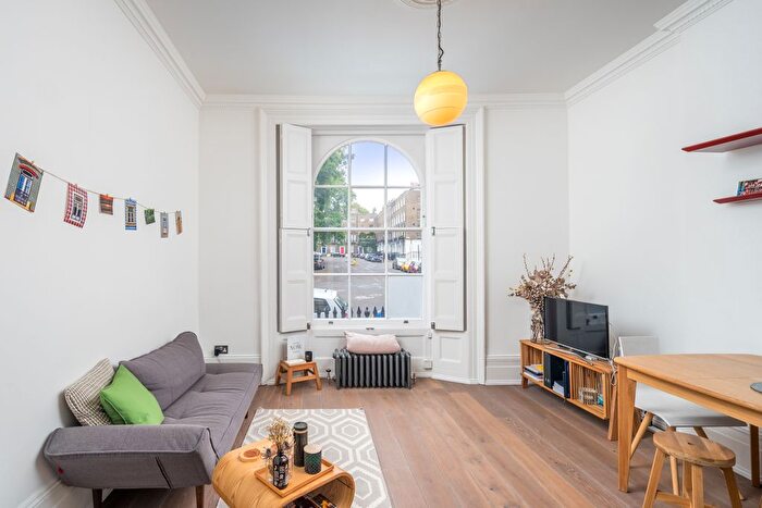 1 Bedroom Flat To Rent In Myddelton Square, London, EC1R