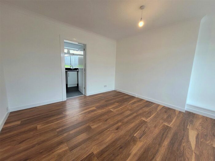 3 Bedroom Terraced House To Rent In Cummings Park Crescent, Northfield, Aberdeen AB16