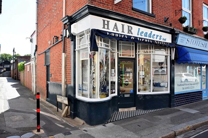 2 Bedroom Flat To Rent In St. James Street, Newport, PO30