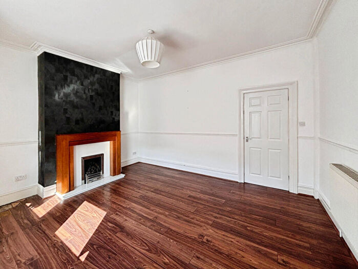 2 Bedroom Maisonette To Rent In Hartington Road, Liverpool, L12