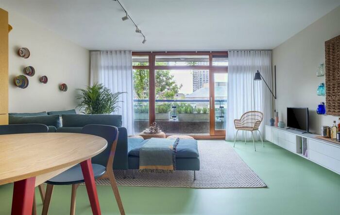 1 Bedroom Apartment To Rent In Willoughby House, Barbican, London, EC2Y