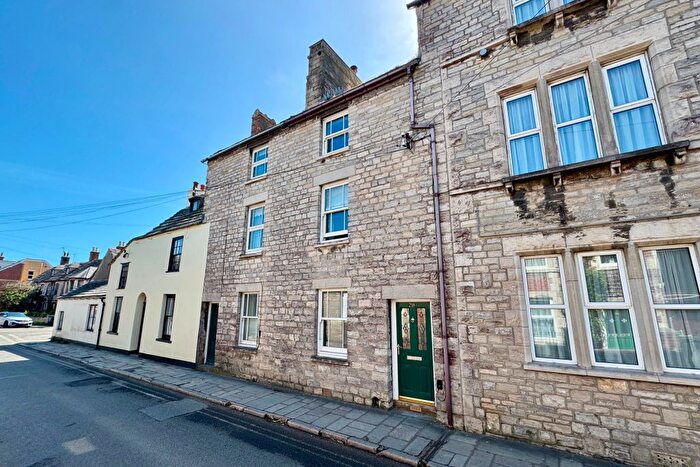 2 Bedroom Terraced House For Sale In High Street, Swanage, BH19