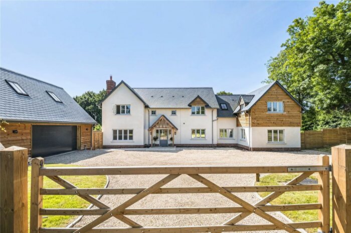 5 Bedroom Detached House For Sale In Hill Bottom, Whitchurch Hill, Whitchurch-On-Thames, Oxfordshire, RG8