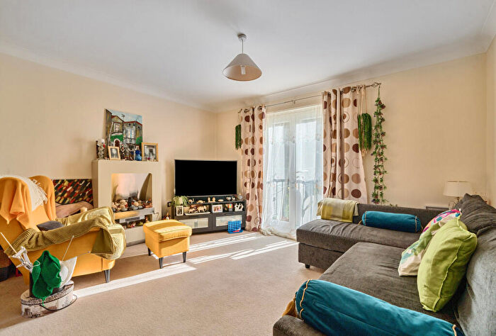 2 Bedroom Apartment For Sale In Windrush Quay, Witney, Oxfordshire, OX28
