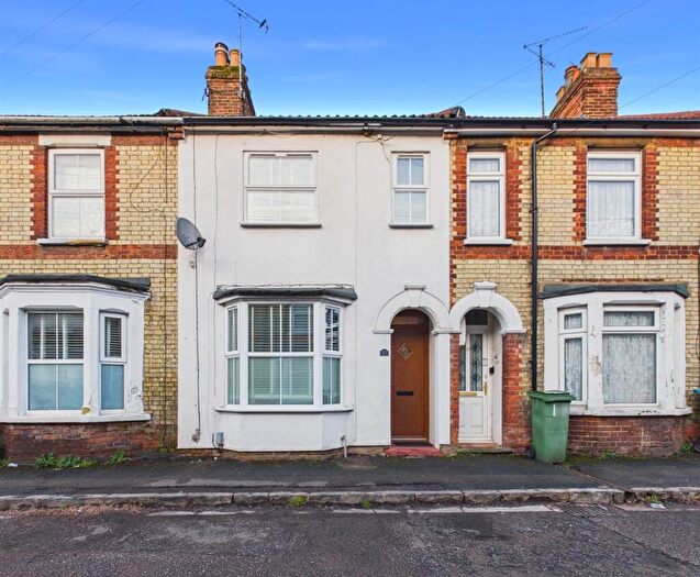 2 Bedroom Terraced House For Sale In Grecian Street, Aylesbury, Buckinghamshire, HP20