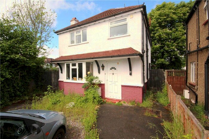 4 Bedroom Detached House To Rent In Grantley Road, Guildford, Surrey, GU2
