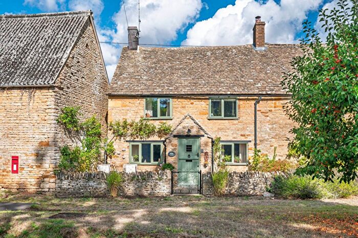 3 Bedroom End Of Terrace House For Sale In Little Compton, Moreton-In-Marsh, GL56