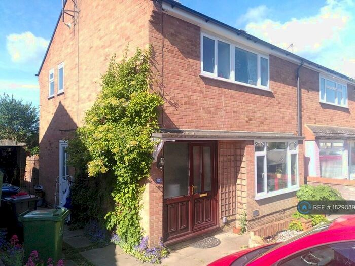 3 Bedroom Semi-Detached House To Rent In Chartfield Road, Cambridge, CB1