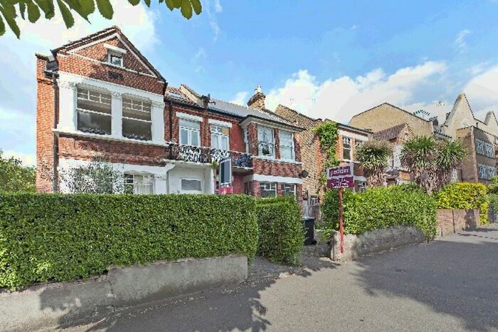 1 Bedroom Flat To Rent In Rosendale Road, Herne Hill, London, SE24