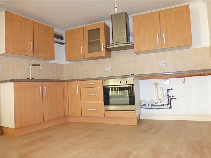 1 Bedroom Bungalow To Rent In Bitton Park Road, Teignmouth, TQ14